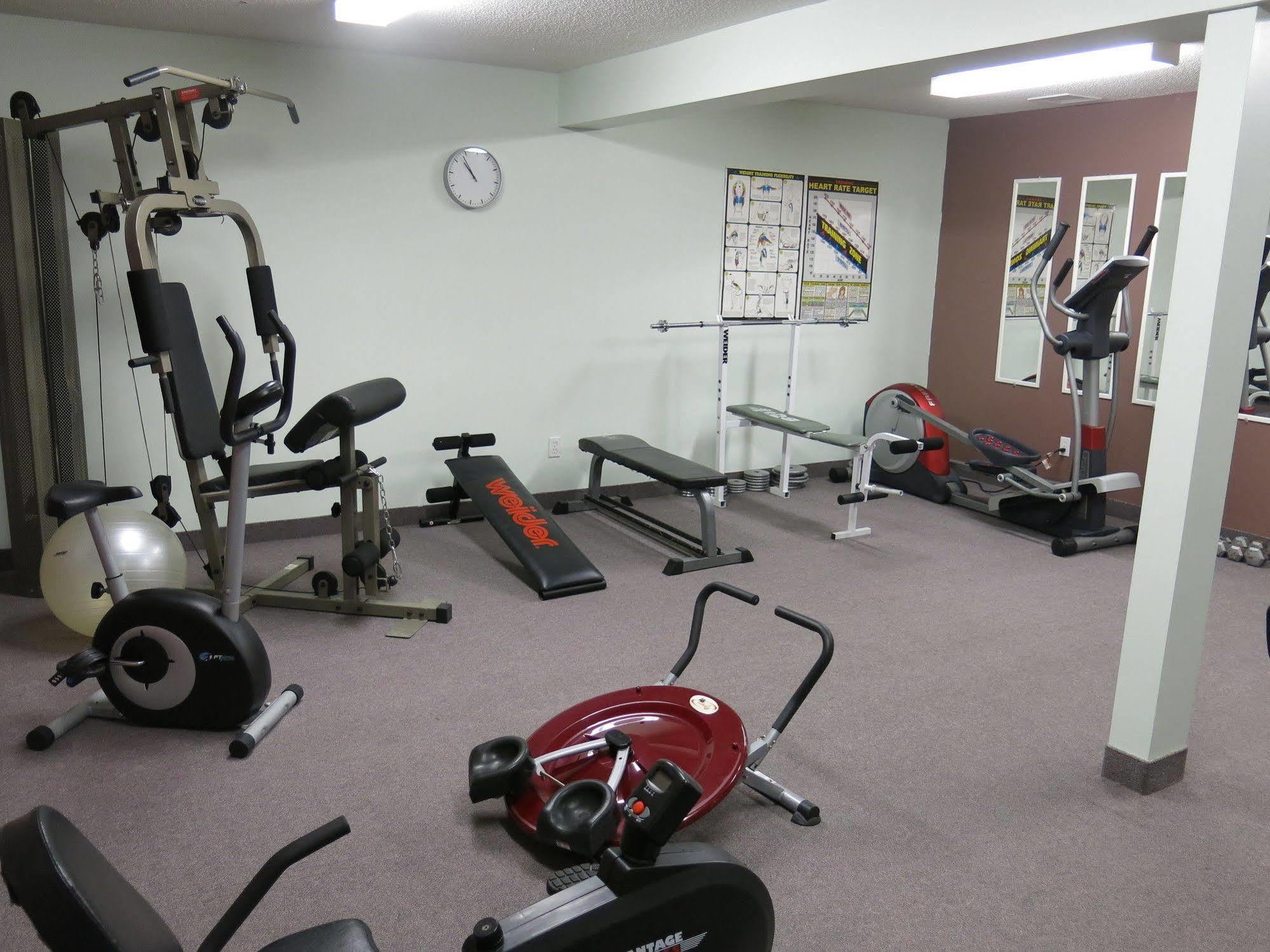 Shemron Suites Hotel Deep River 外观 照片